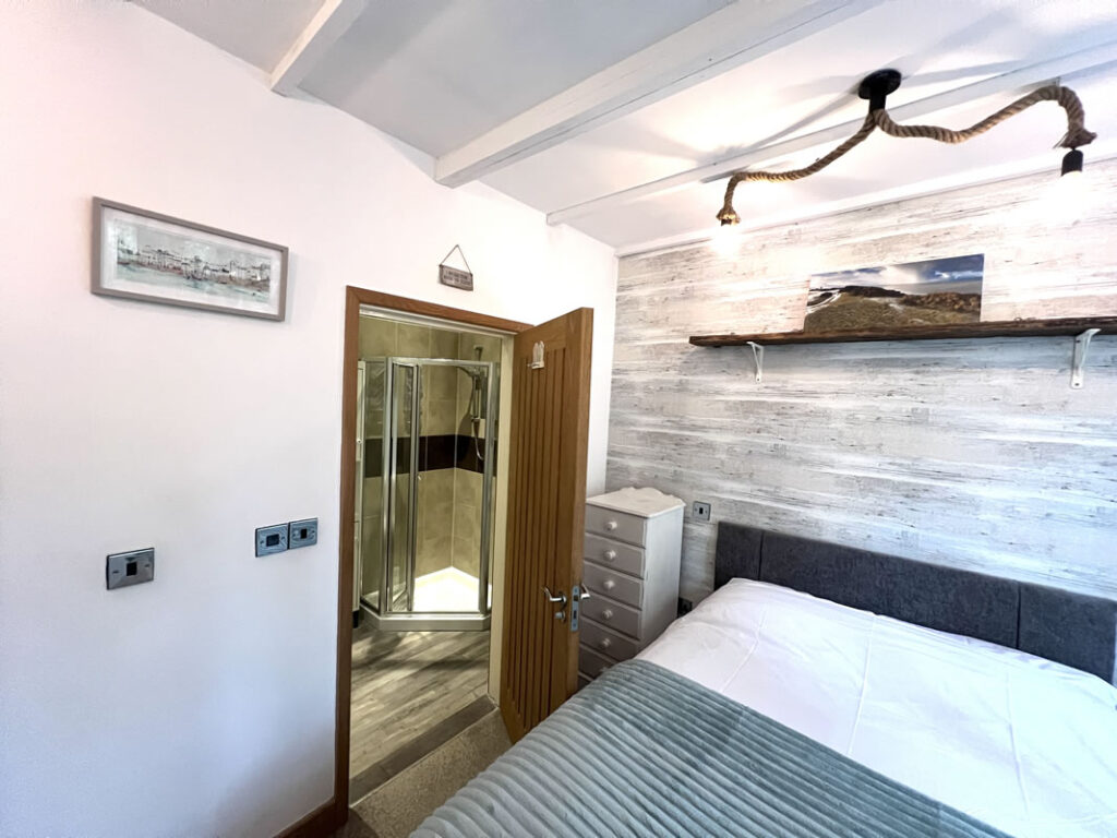 Apartment main bedroom and en-suite